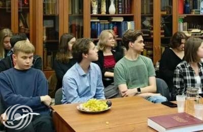 تعرف طلاب موسكو على اللغة والثقافة الفارسية تعرف طلاب موسكو على اللغة والثقافة الفارسية