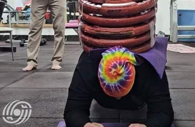 امرأة إيرانية تحطم الرقم القياسي العالمي في تمرين البلانك امرأة إيرانية تحطم الرقم القياسي العالمي في تمرين البلانك